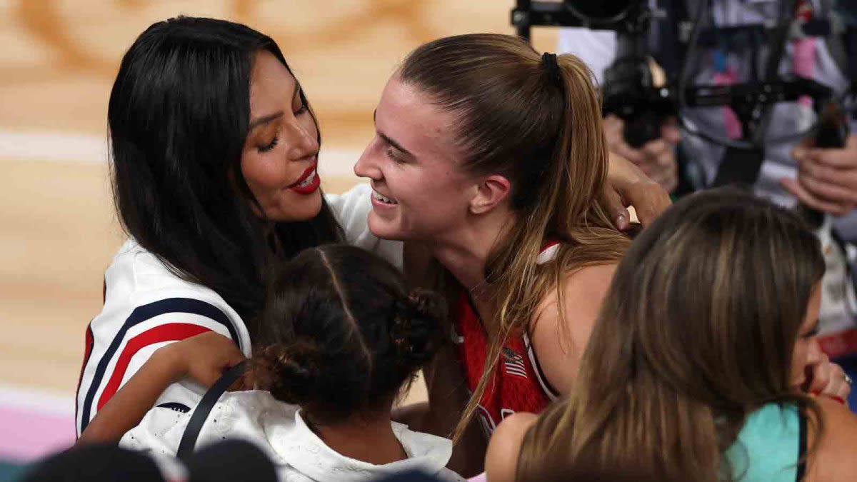 Team USA's Sabrina Ionescu celebrates with Kobe Bryant's family after gold-medal victory