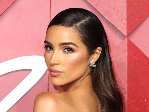 Olivia Culpo Always Has This ‘Perfect’ Body Glow Product in Her Work Bag