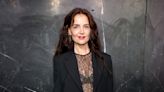 Katie Holmes planning new career as an author