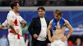 Croacia-Italia: los jugadores croatas abatidos tras el pitido final