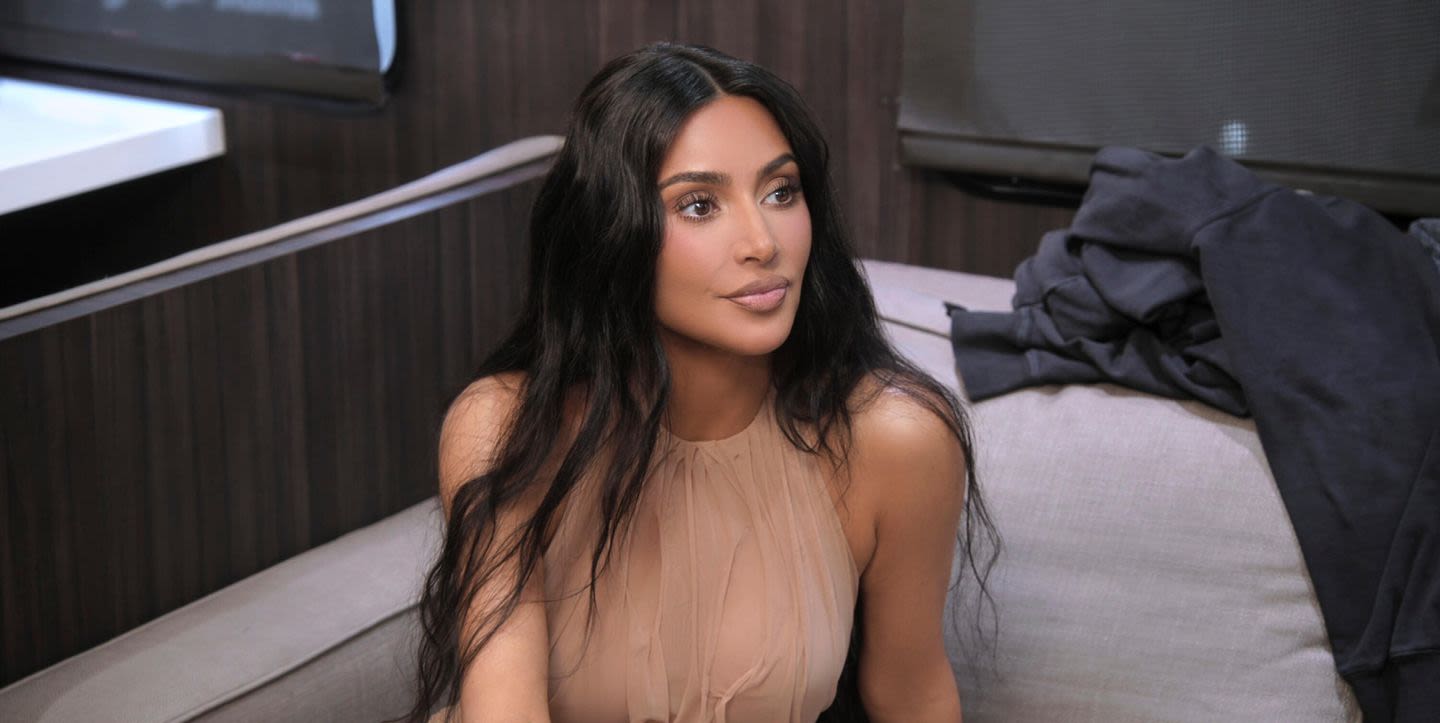 Kim Kardashian shows gruesome injury