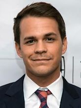 Johnny Simmons