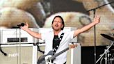 Pearl Jam’s New Album Is Tumbling Down The Charts