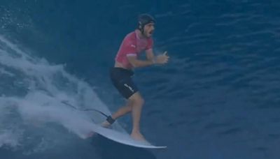 ¡Alonso Correa clasificó a cuartos de final! Venció al sudafricano en surf en los Juegos Olímpicos 2024