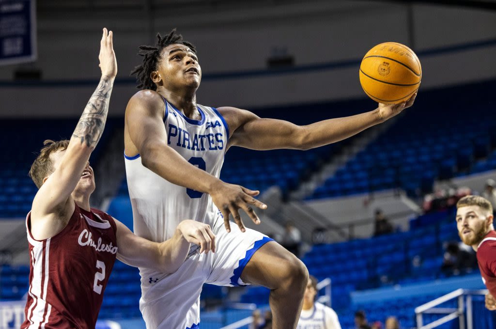 Hampton men’s basketball team to play Howard in nationally televised CBS doubleheader in December