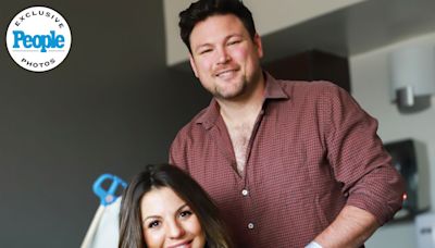 The Voice's Ian Flanigan and Wife Kelsey Welcome Twin Girls: 'Can't Wait for This Next Chapter' (Exclusive)