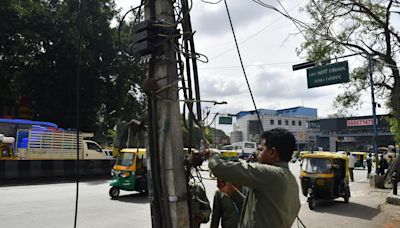 Bengaluru citizens complain about hazard posed by electricity infrastructure to pedestrians