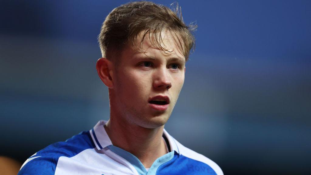 Garrett joins Bristol Rovers on season-long loan