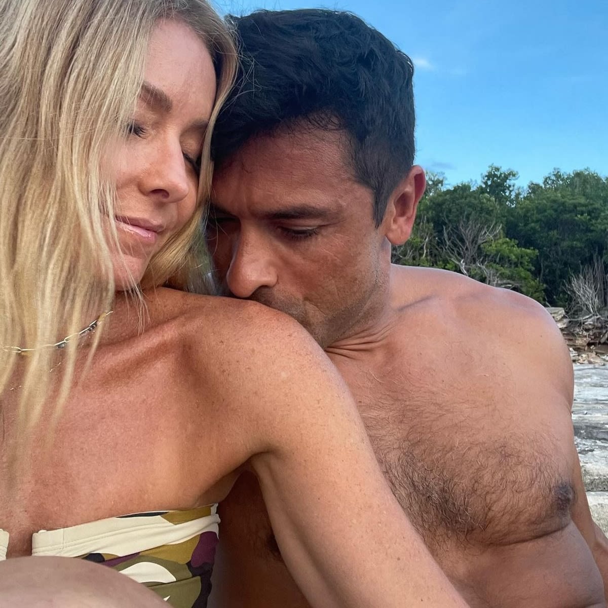 Kelly Ripa, Mark Consuelos Celebrate Anniversary After Kiss Confession