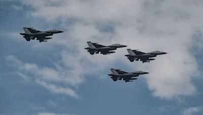 Netherlands plans to transfer F-16s to Ukraine in autumn