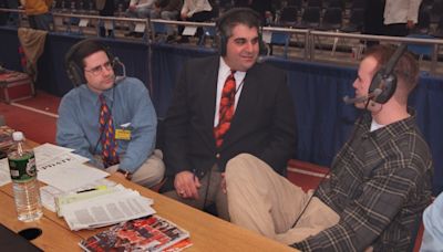 Former voice of SU sports and Chiefs baseball has died