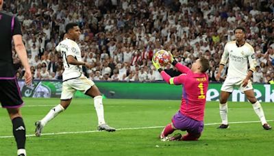 Vinicius y Rodrygo tuvieron la gran oportunidad para adelantar al Real Madrid en el duelo ante Bayern por Champions