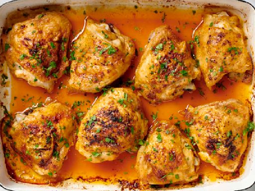 The Easy 4-Ingredient Chicken Dinner Your Family Will Absolutely Love (We Promise!)