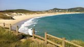 Ferrol pone guapas sus playas para la próxima temporada de verano