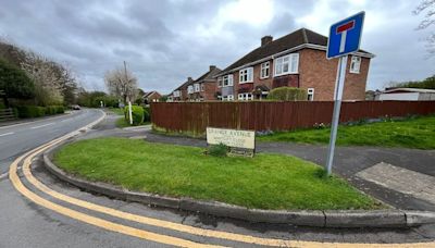 Laceby parking issue petition numbers swell to more than a hundred people as residents fear 'accident waiting to happen'