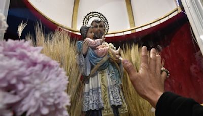 As President Milei's austerity hits hard, jobless Argentines appeal to the patron saint of work