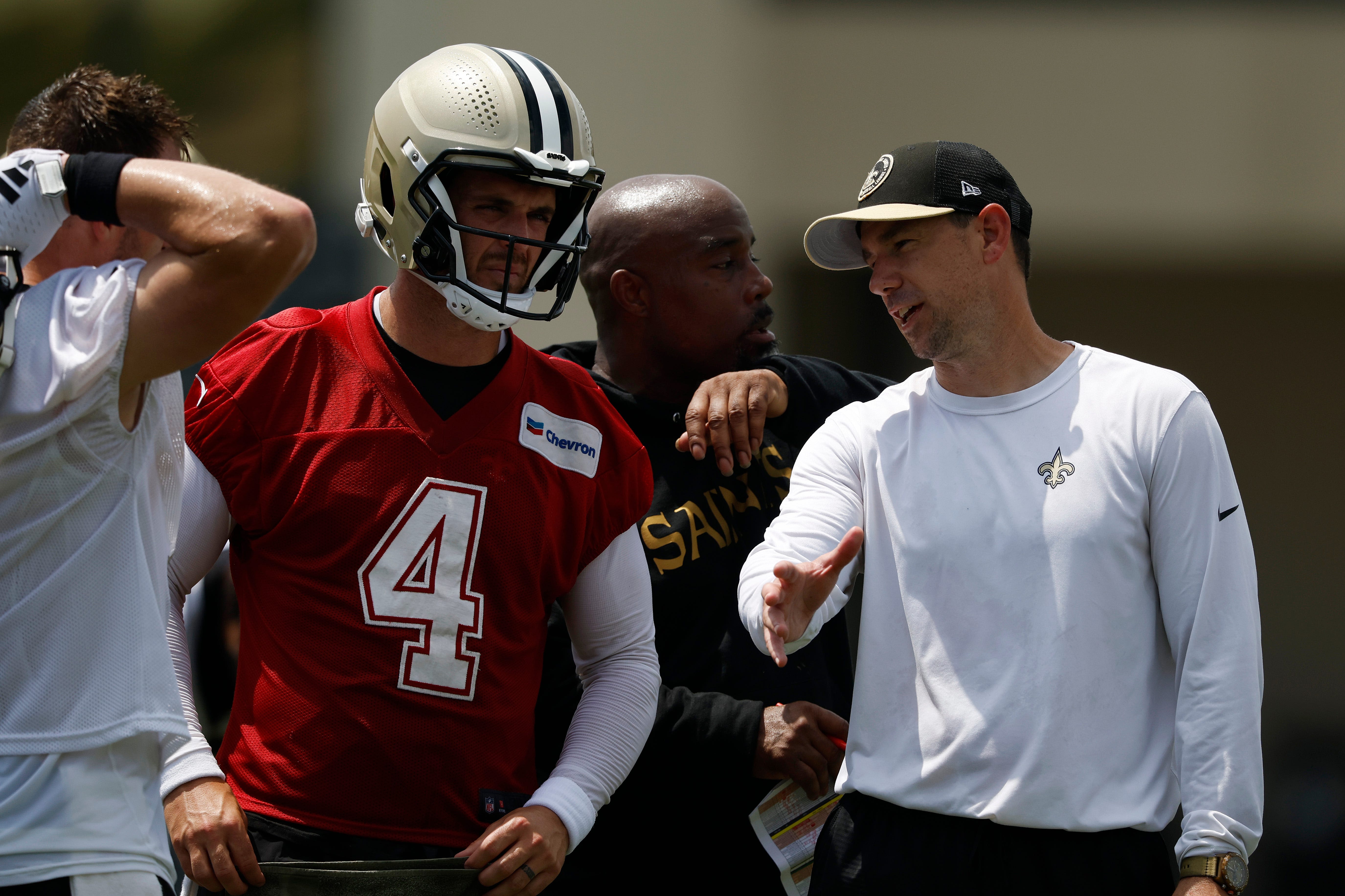 Derek Carr says he wants to play in Saints' first preseason game