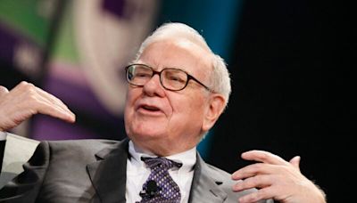 Berkshire Hathaway und Warren Buffett verkaufen fast die Hälfte ihrer Apple-Aktien