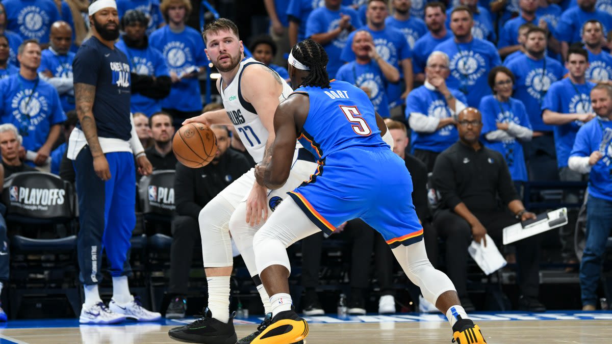 Dallas Mavericks beat Oklahoma City Thunder 119-110, even the Western Conference semifinals 1-1