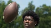 Kamron Beavers went from no offers to Ole Miss football commit after 70-pound weight loss