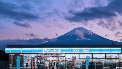 動工了！河口湖設黑幕遮富士山 遊客「自尋出路」轉戰打卡點