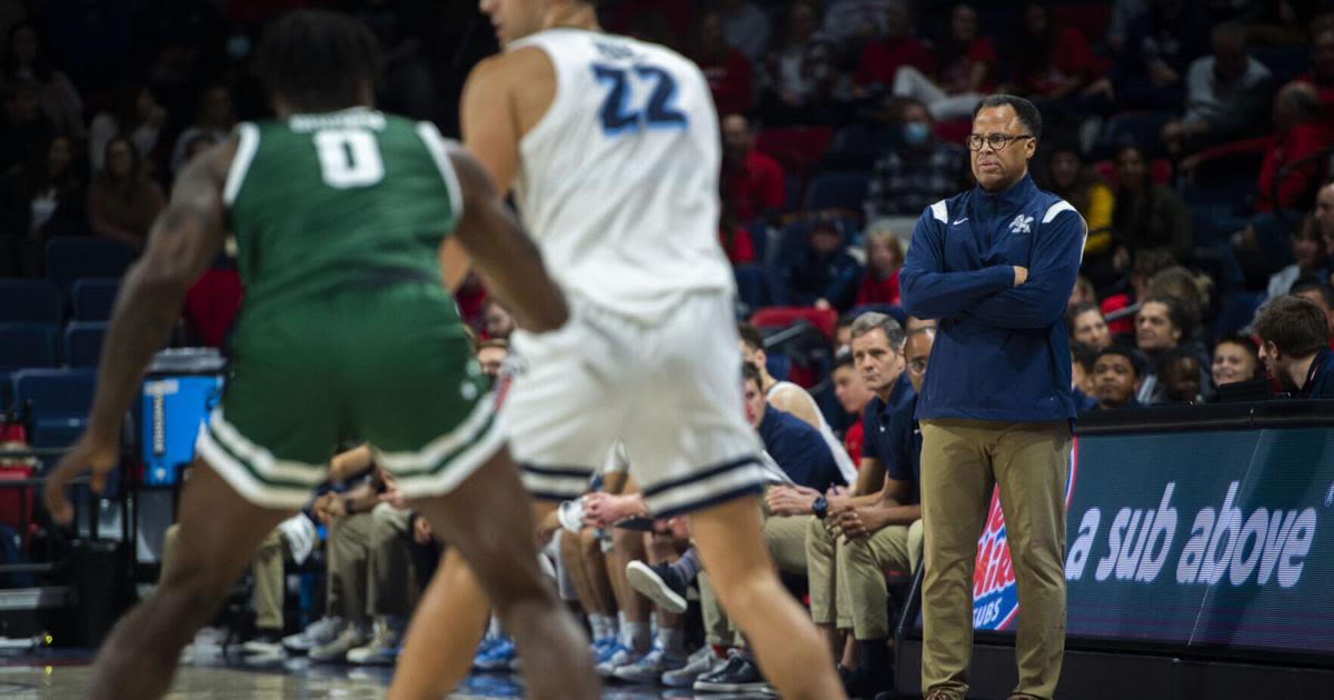 Liberty sports roundup: Men's basketball schedule released, women's soccer earns ranking, and more