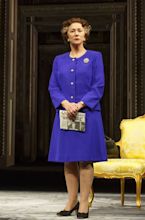 Helen Mirren Reigns as Queen in 'The Audience' - StageZine