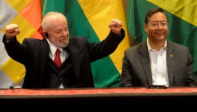 Lula afirma que comienza una "nueva era" en la relación Brasil-Bolivia y condena el intento de golpe de Estado