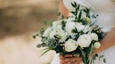 Noiva cobra taxa de R$ 50 para convidados do casamento e é criticada na web; entenda