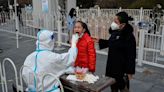 中國疫情：「二十條」實施10天感染激增，分析指民眾態度不一社會存在撕裂