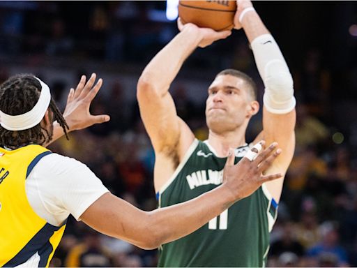 Spurs Reportedly Interested in Trading for Brook Lopez