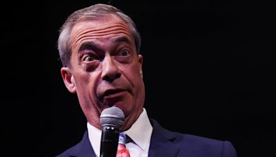 Police order closure of right-wing conference attended by Nigel Farage and Suella Braverman