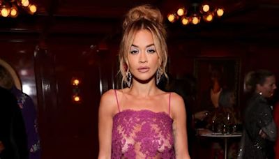 Rita Ora just matched her make up to her dazzling mini dress
