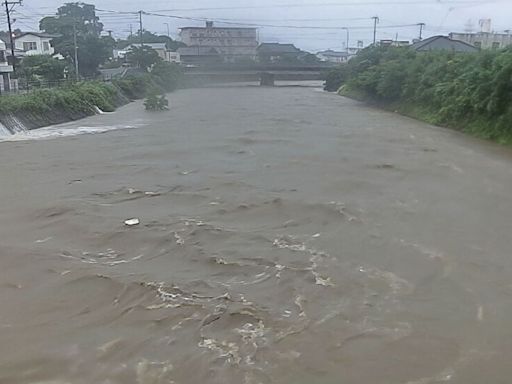 日本九州大雨新幹線區間停駛 當局籲24萬人避難