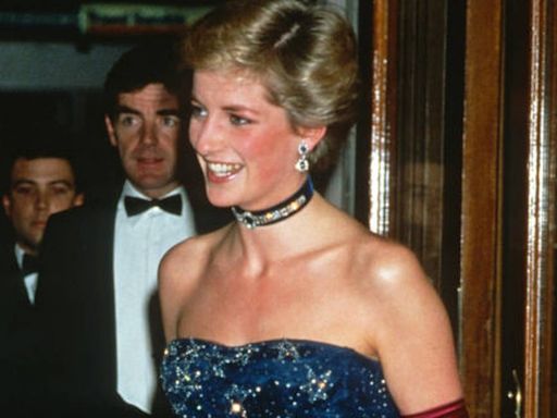 Princess Diana’s iconic wardrobe up for auction