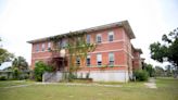 Time runs out on historic school buildings in Leesburg