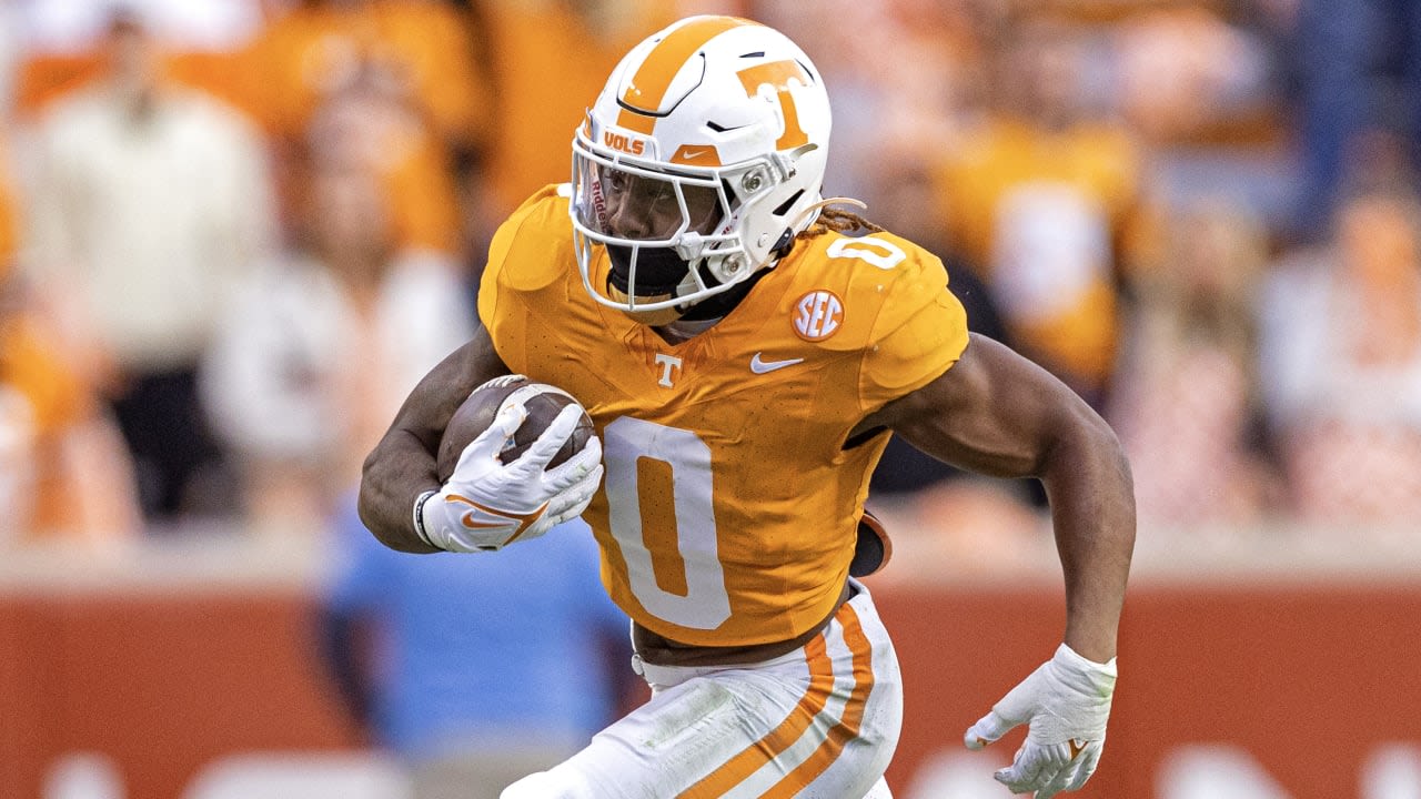 Dolphins trade up to select Tennessee's Jaylen Wright, add to RB room in Round 4 of 2024 NFL Draft