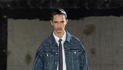 Business Class: Denim Suits Trend on the Runway