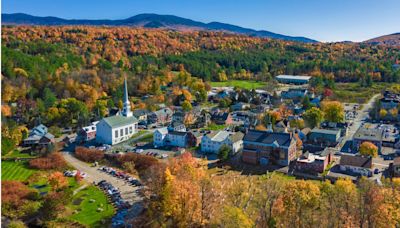 44 Best Small Towns To Retire in America