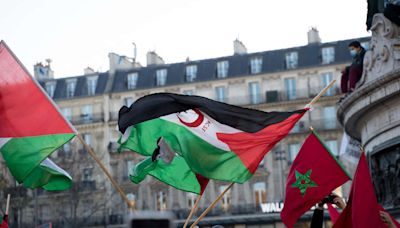 En reconnaissant la “marocanité” du Sahara occidental, Macron “joue avec le feu”