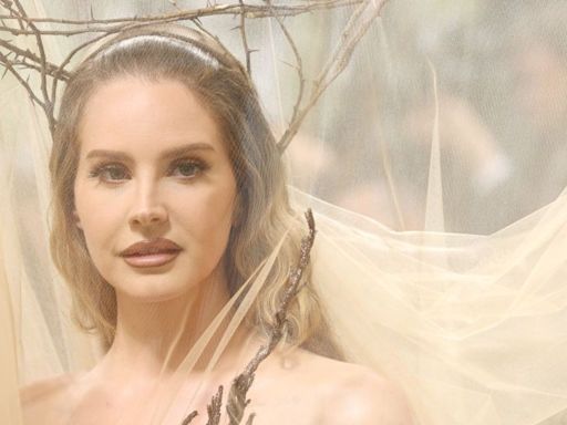 Lana Del Rey’s dreamy Met Gala hair: behind the scenes
