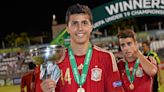 Campeón de Europa a nivel juvenil y absoluto | Europeo sub-19 de la UEFA