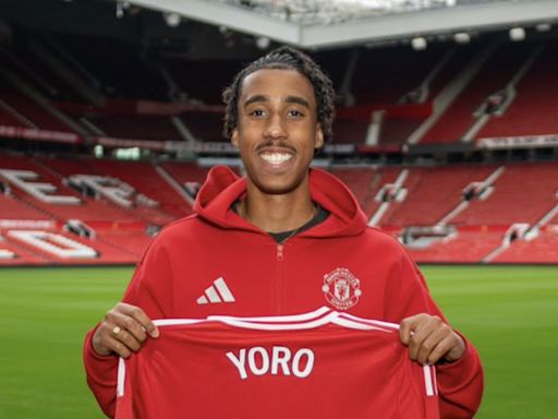 Leny Yoro is a Red: Manchester United confirm second major signing of the summer