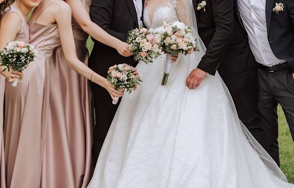 Groom's Disgruntled Sister-in-Law Hated How She Looked in Family Wedding Pics So He Cropped Her Out — Now She's Mad