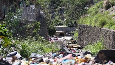 El canal de Patria-Atemajac 'se convierte en basurero' (FOTOS)