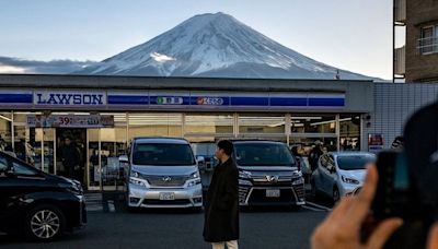 Mount Fuji: Iconic view to be blocked to deter tourists