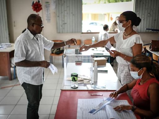 Les bureaux de vote ouvrent en Outre-mer