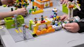 Lego é usado para treinar chefes e integrar equipes em empresas
