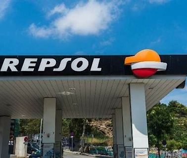 La tormenta perfecta para Repsol. Coches eléctricos y gasolineras Low Cost