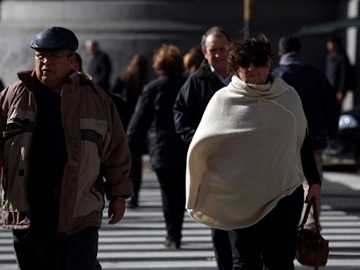 Frente frío: la única zona de Buenos Aires donde podría nevar y el pronóstico del clima para el fin de semana